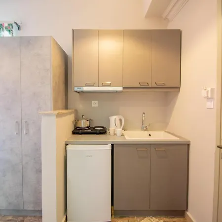Mare Dentro Beachroad Apts By 