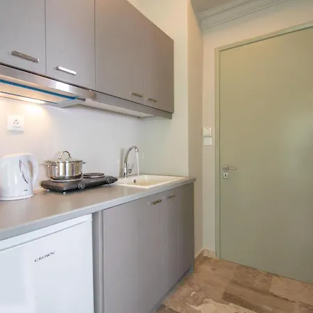 Apartment Mare Dentro Beachroad Apts By 