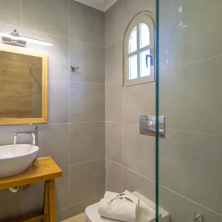 Mare Dentro Beachroad Apts By 